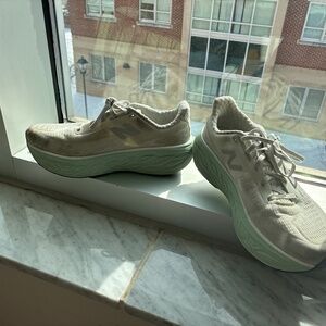 Size 8 New Balance 1080s version 14